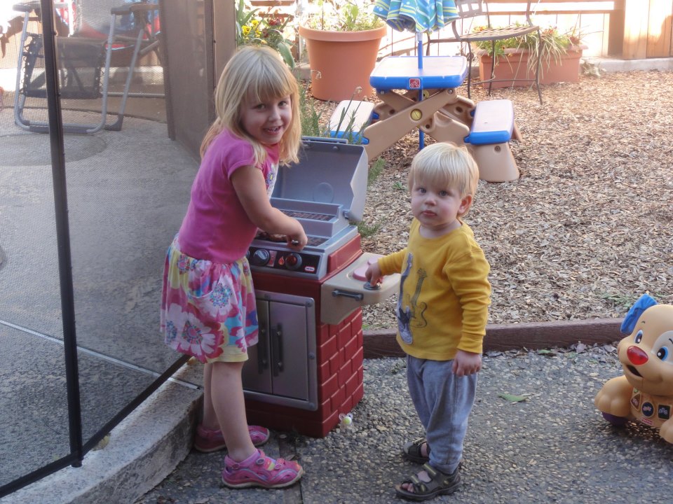 5476_599783893365869_1553143393_n